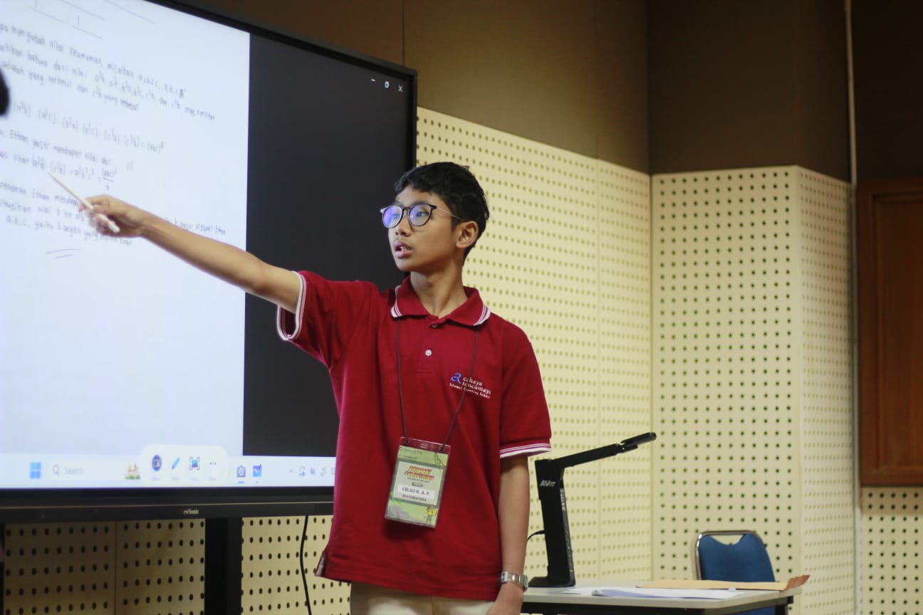 Ruang meeting untuk final Matematika